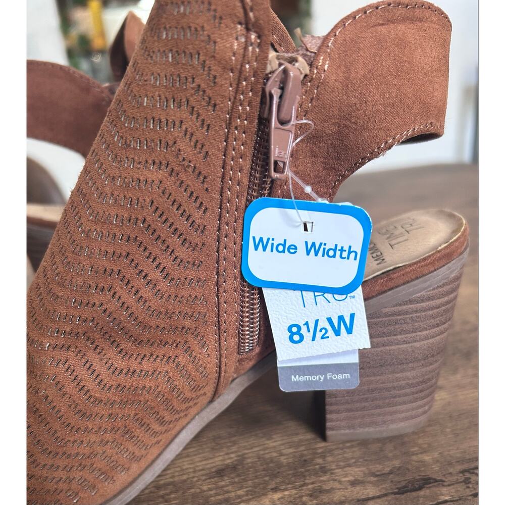 NWT Women’s 8.5 Wide Memory Foam Chunky Boho Chic Block Heel Bootie in Chesnut - Picture 4 of 6